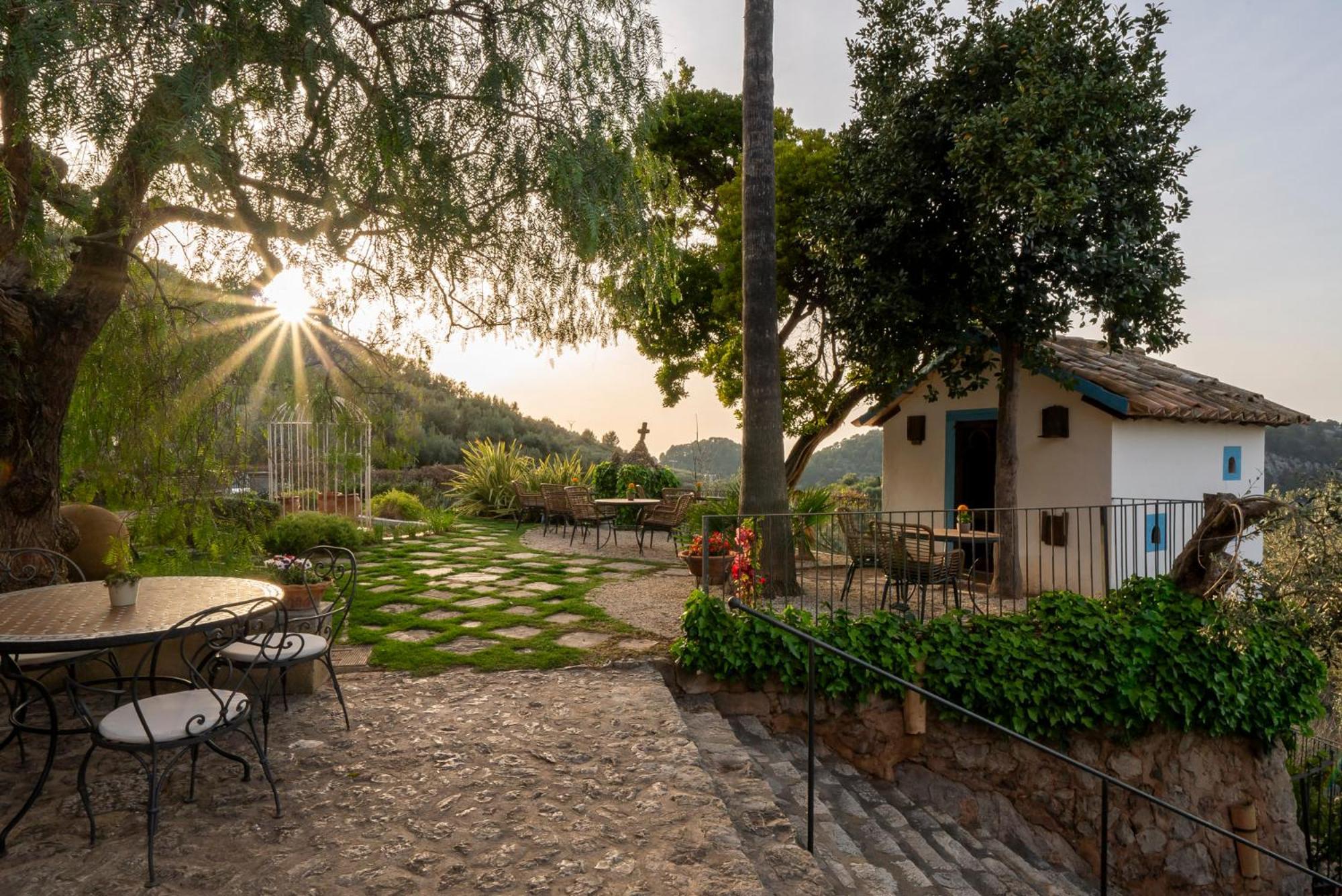Ca's Xorc Luxury Retreat - Adults Only